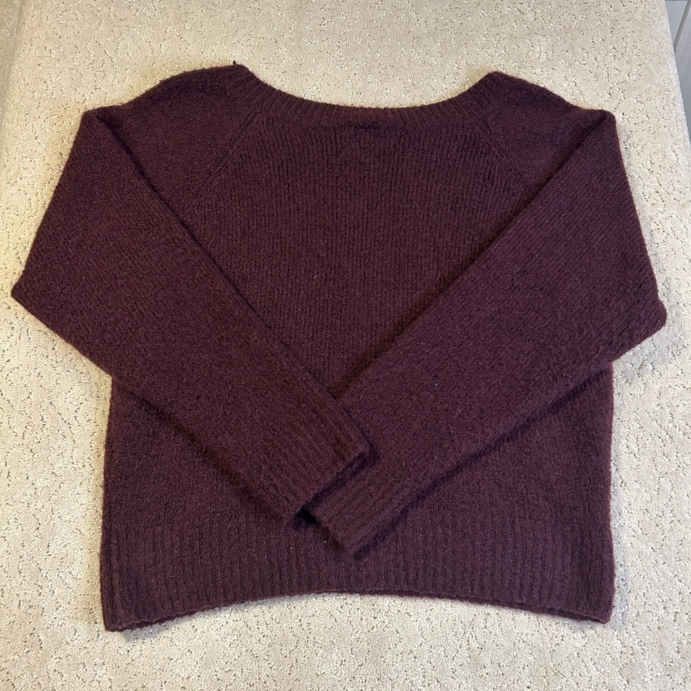 VICTORIA’S SECRET PURPLE LOVE Rhinestone Bling Slouchy Fuzzy Pullover Sweater M‎ - Picture 2 of 6